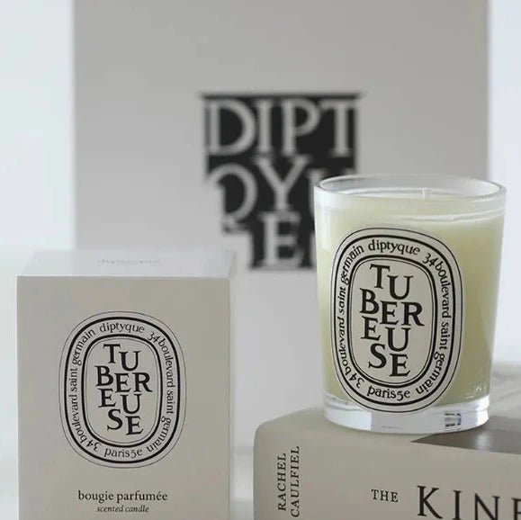 The Signature Scented Candle