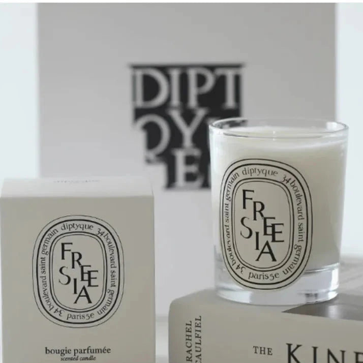 The Signature Scented Candle
