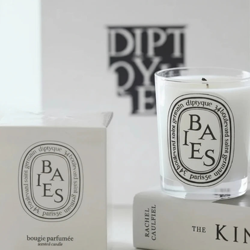 The Signature Scented Candle